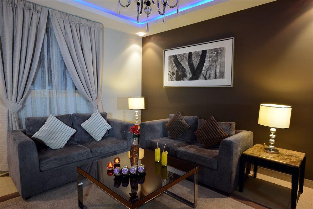Boudl Al Fakhria Aparthotel Unaizah Bagian luar foto