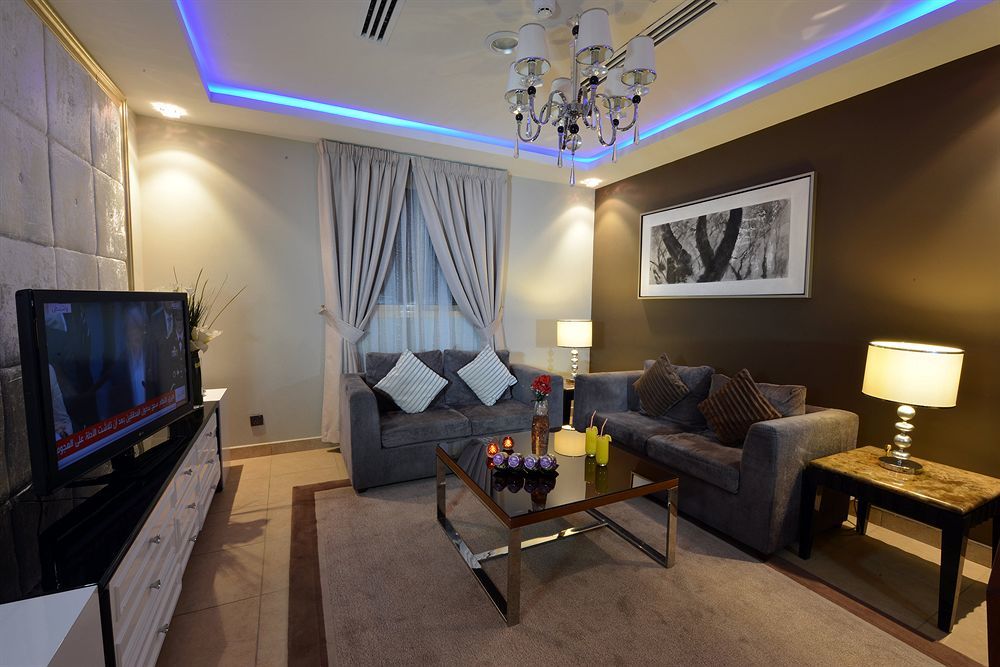 Boudl Al Fakhria Aparthotel Unaizah Bagian luar foto