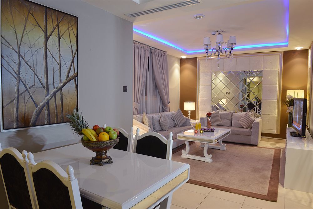 Boudl Al Fakhria Aparthotel Unaizah Bagian luar foto