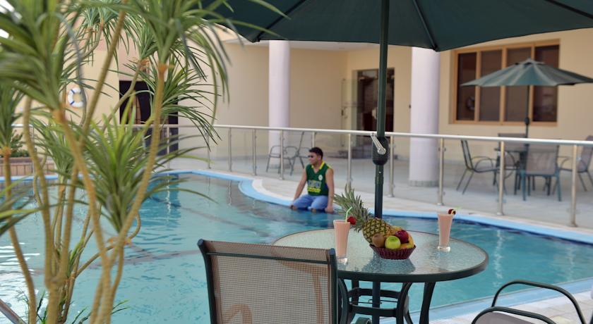 Boudl Al Fakhria Aparthotel Unaizah Bagian luar foto